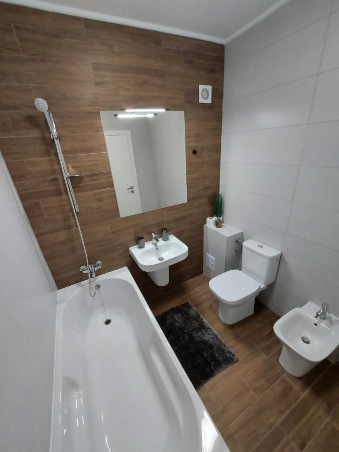 Panoramic Apartments Oradea Bagian luar foto